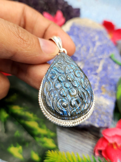 Labradorite Floral Carving Teardrop Pendant - Unveiling Nature's Iridescent Beauty