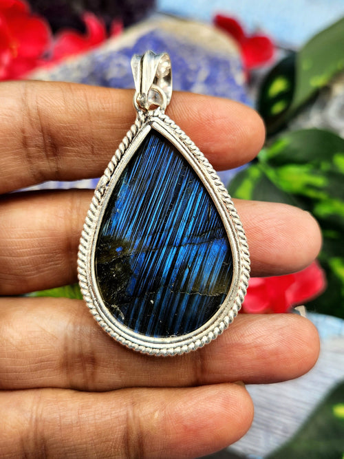 Labradorite Floral Carving Teardrop Pendant - Unveiling Nature's Iridescent Beauty