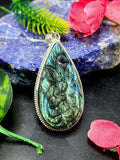 Labradorite Floral Carving Teardrop Pendant - Captivating Beauty in Silver-Coated Metal