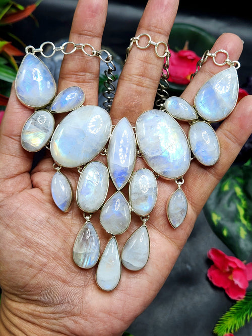 Rainbow Moonstone Cabs Necklace - 564 carats