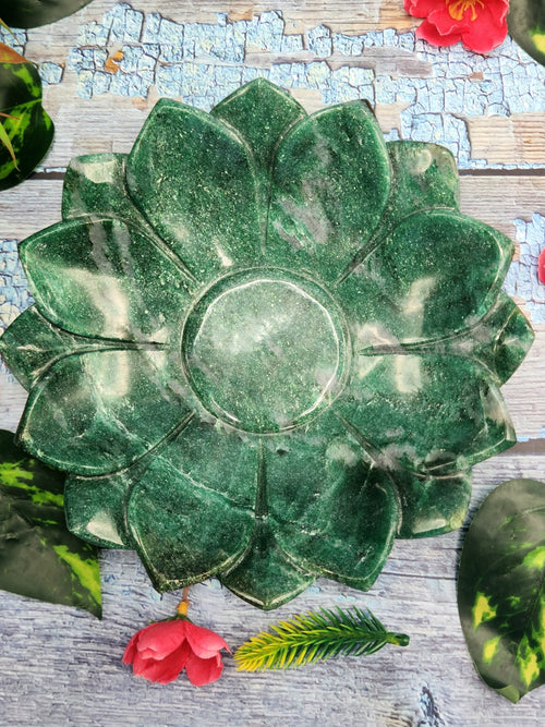 Lotus plate hand carved in Green Aventurine stone - 7 inches diameter and 426 gms (0.94 lb) - ONE BOWL ONLY